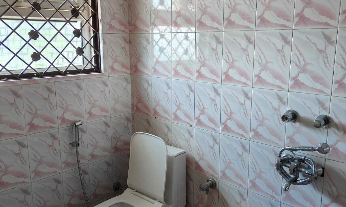 Photo of Bathroom in Lansdowne