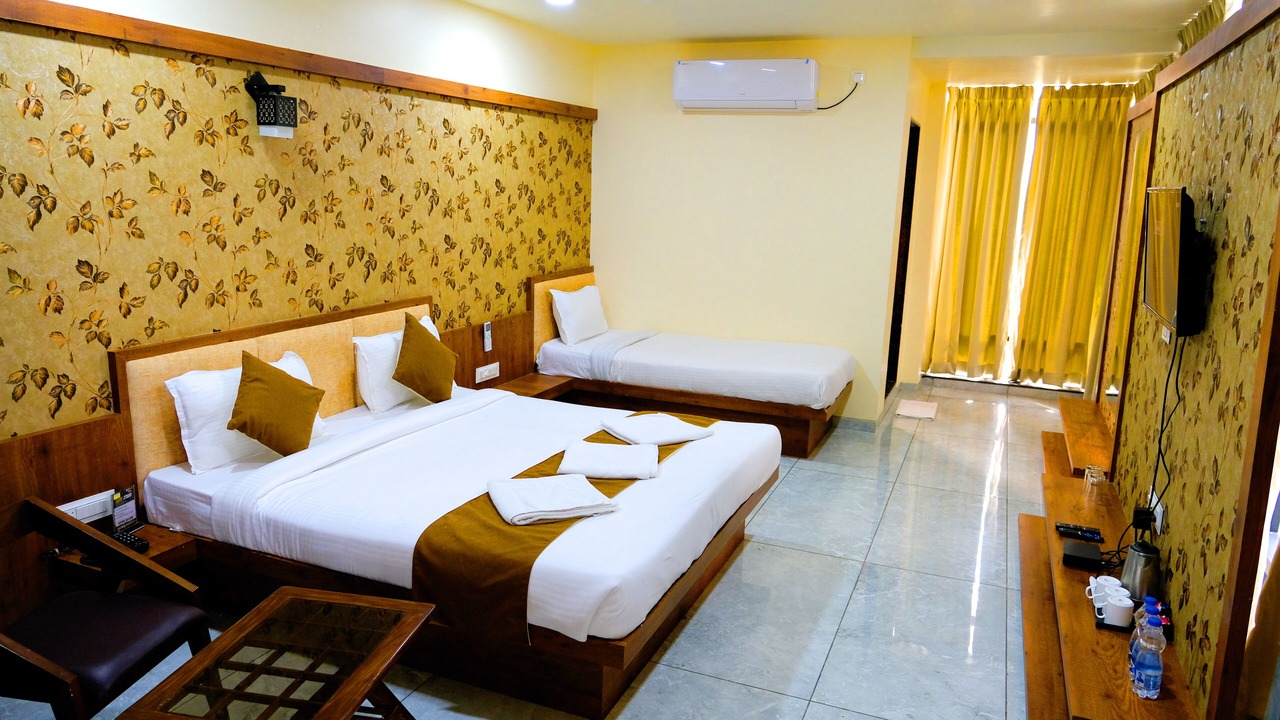 Photo of Bedroom in Rajpipla