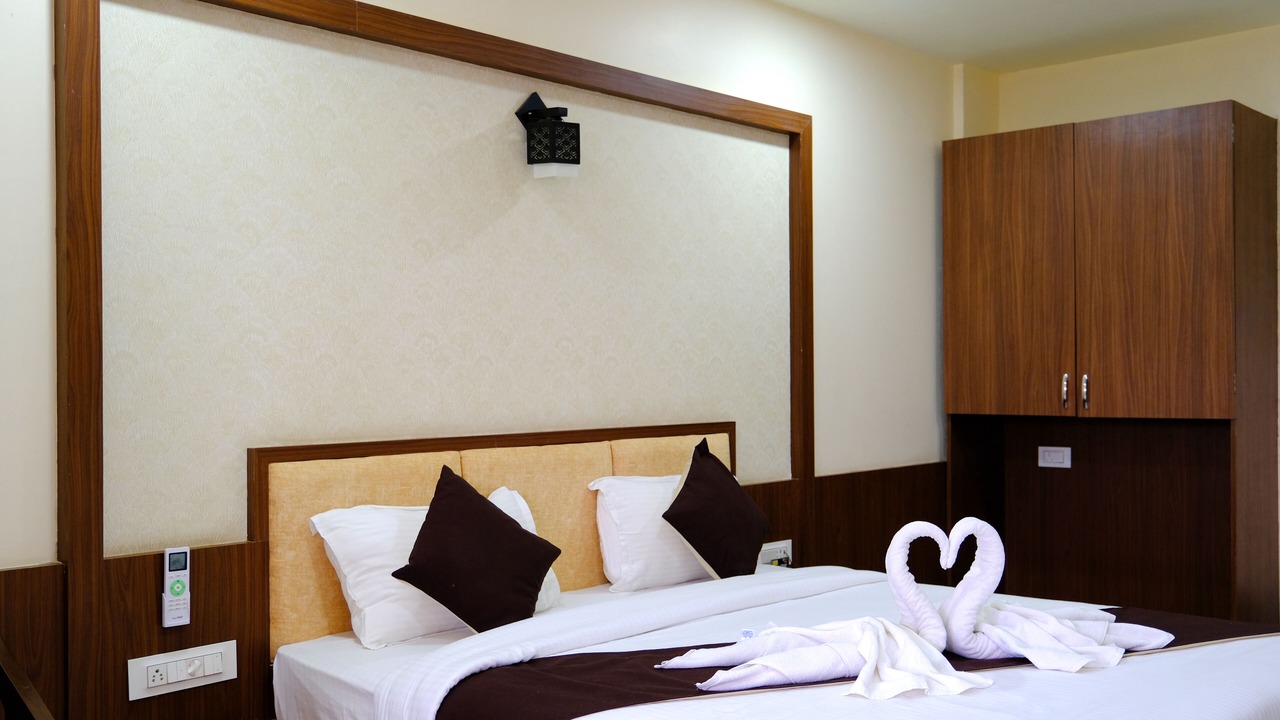 Photo of Bedroom in Rajpipla