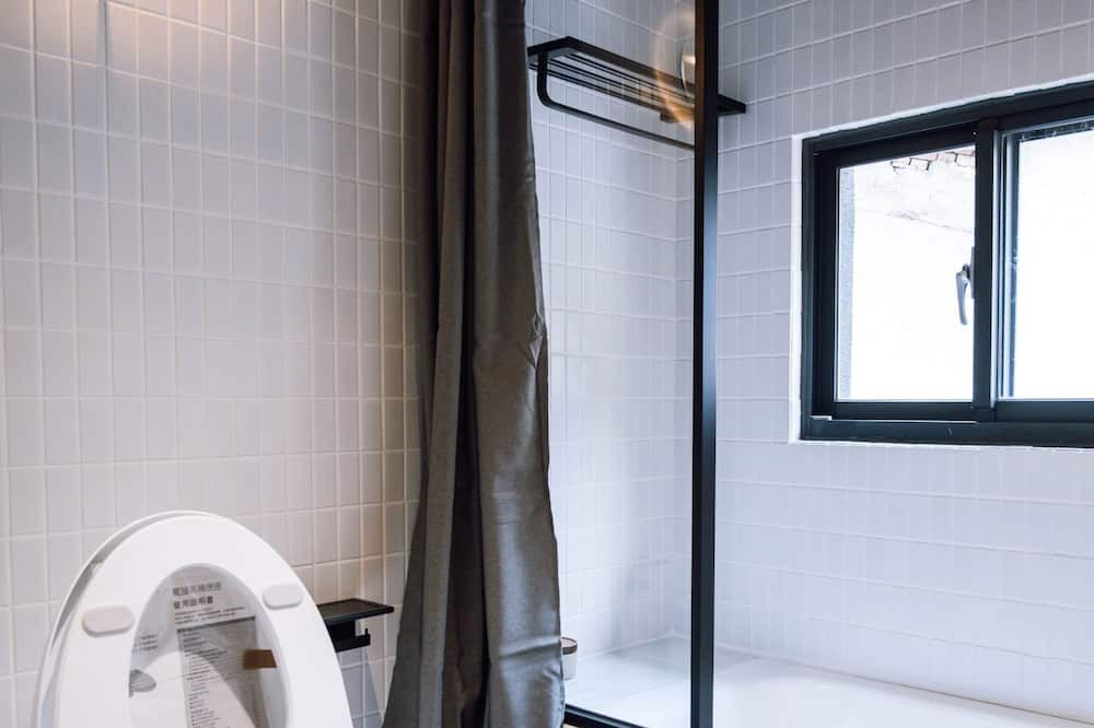 Photo of Bathroom in Ren'ai District