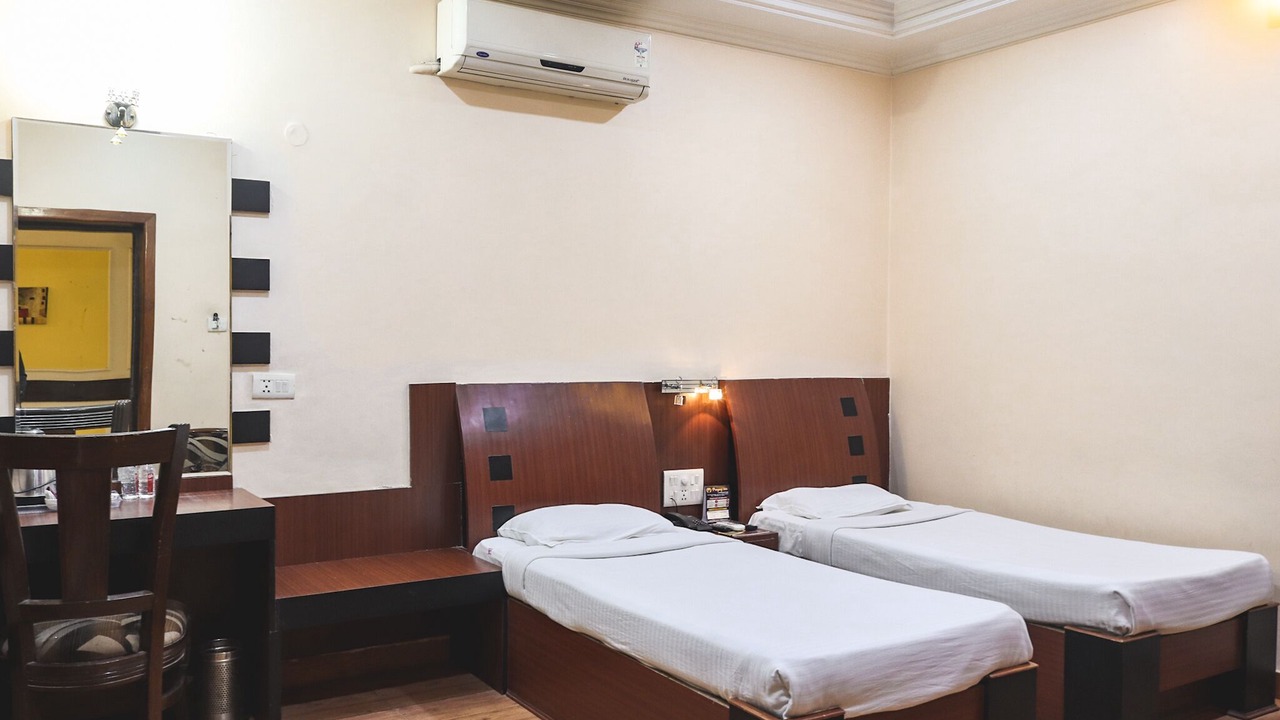 Photo of Bedroom in Allahabad