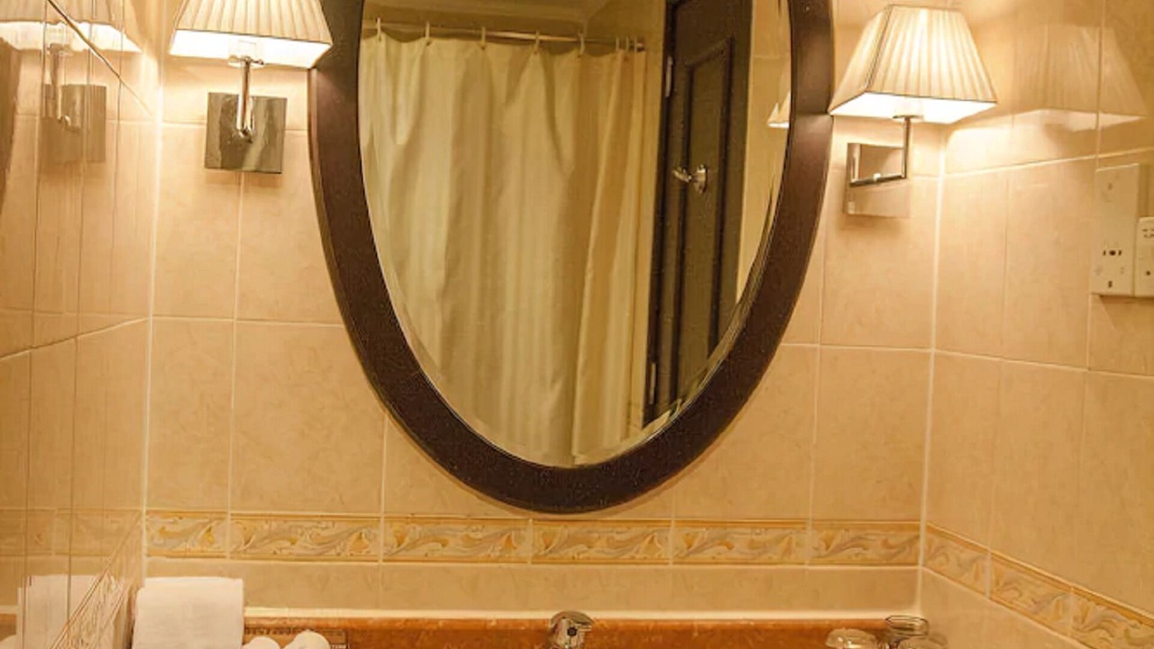 Photo of Bathroom in Usj 1