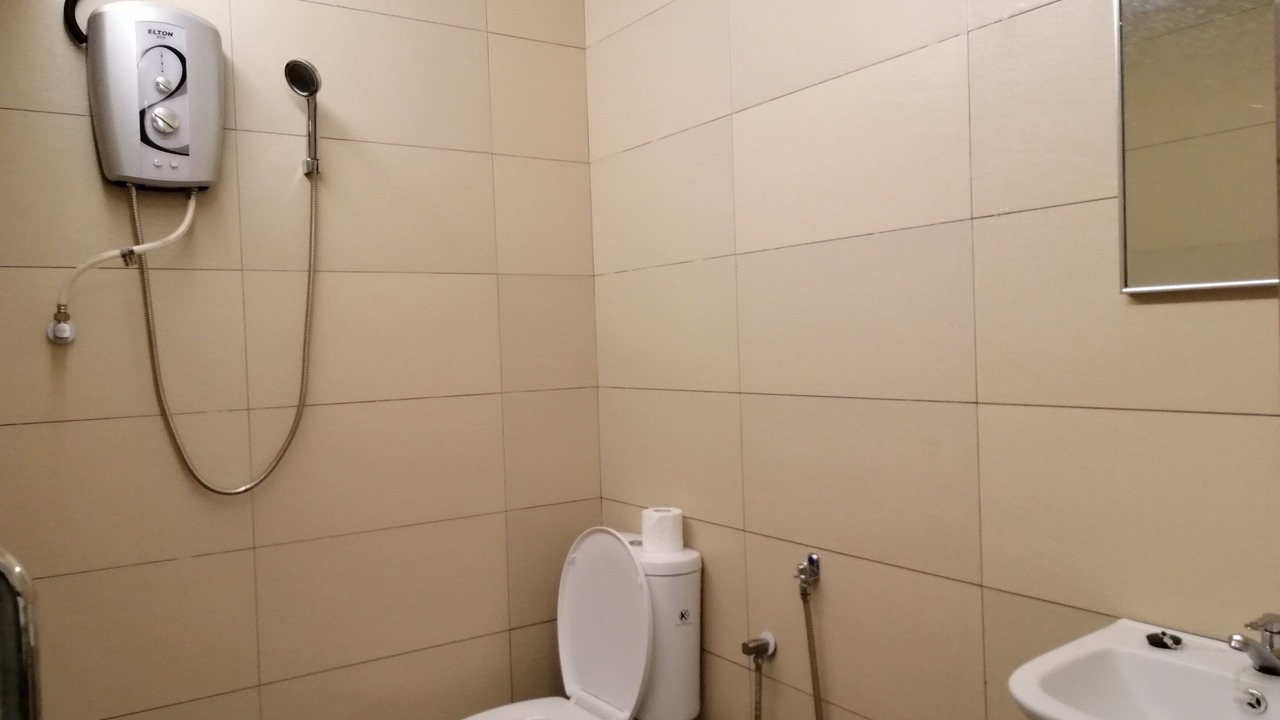 Photo of Bathroom in Maluri