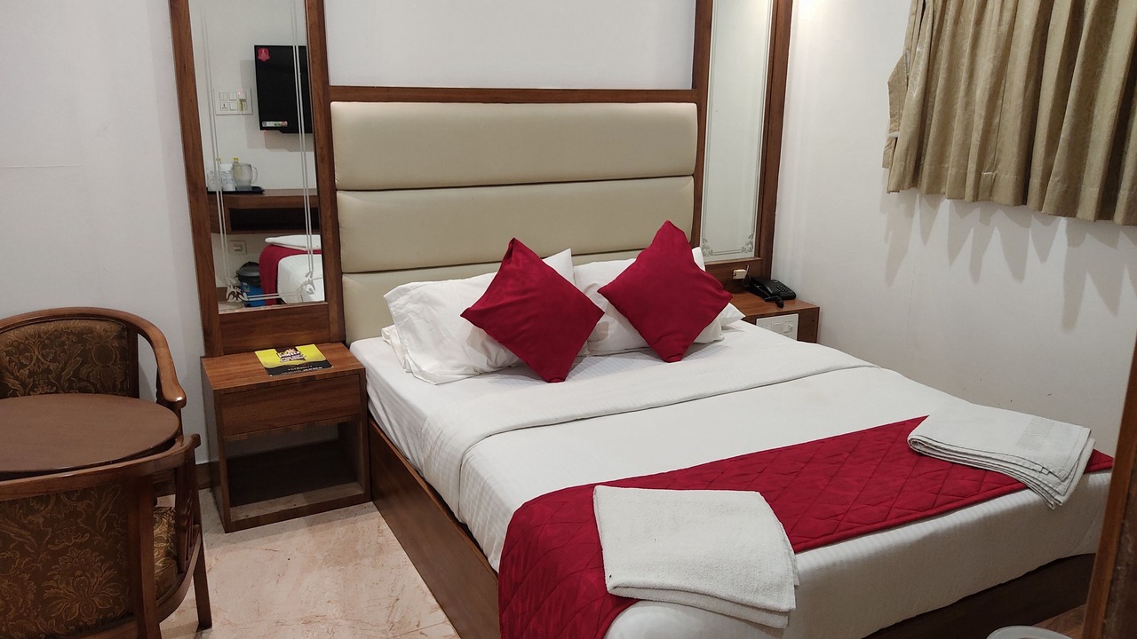 Photo of Bedroom in Tiruchendur