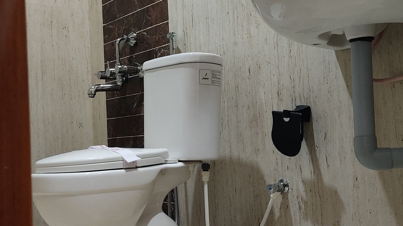 Photo of Bathroom in Tiruchendur