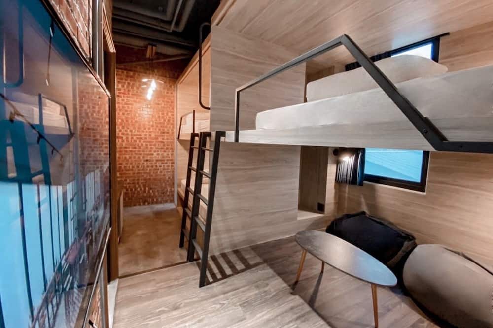 Photo of Bedroom in East District