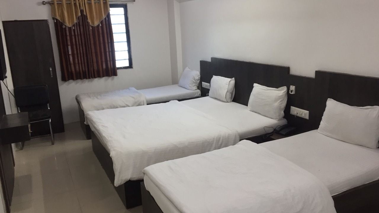 Photo of Bedroom in Thaltej