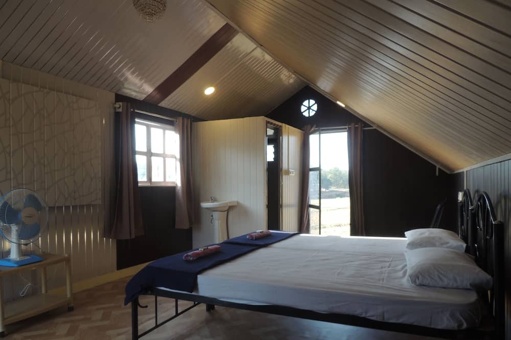 Photo of Bedroom in Timbholi