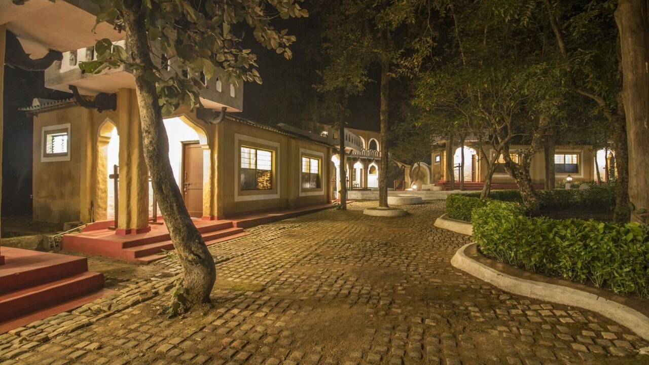 Photo of Outdoor in Mocha