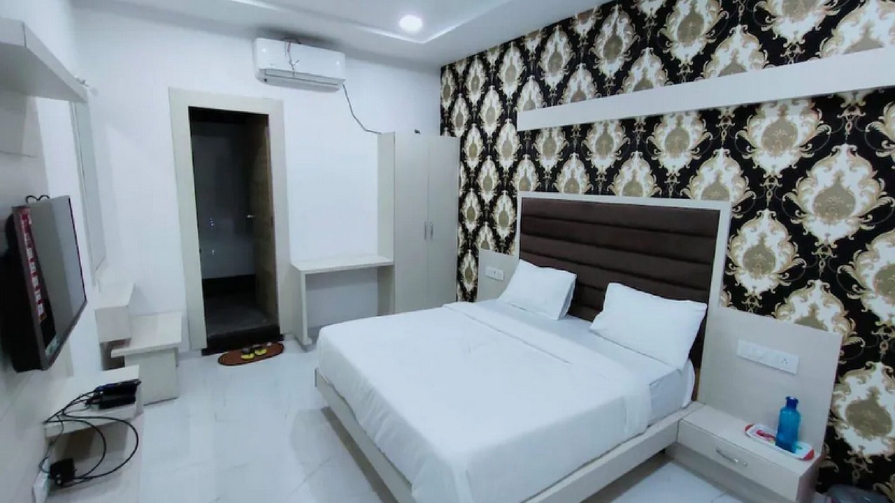 Photo of Bedroom in Anand