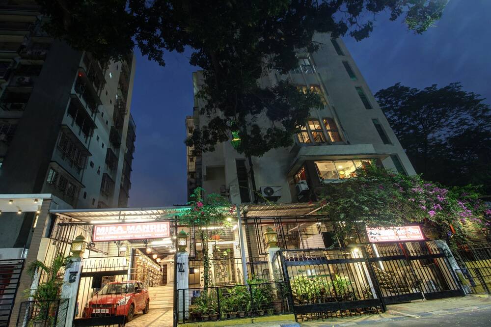 Photo of Outdoor in Park Street