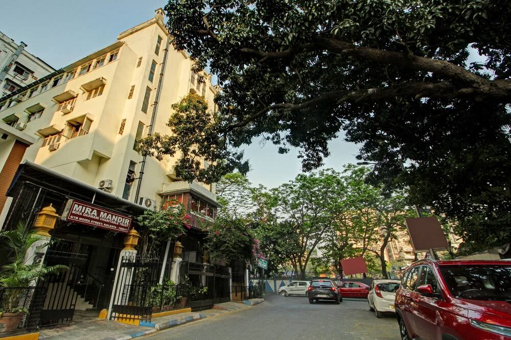 Photo of Outdoor in Park Street