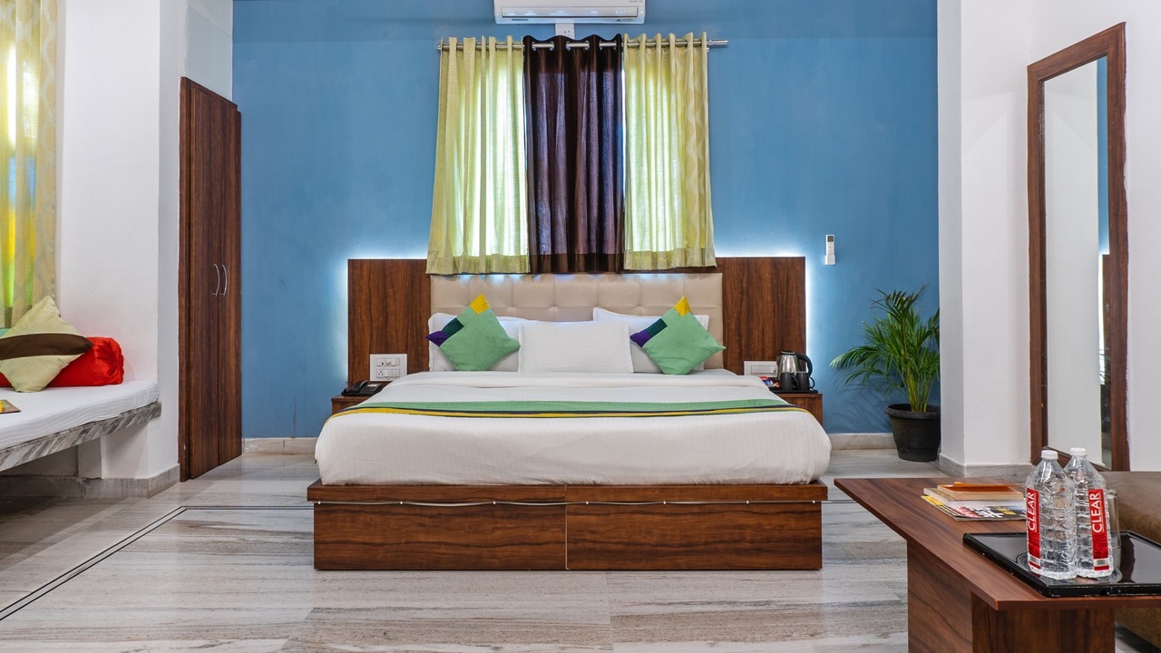 Photo of Bedroom in Lake Swaroop Sagar