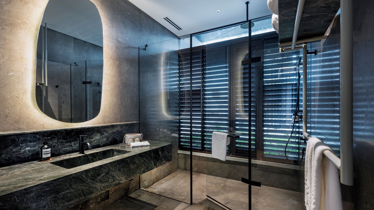 Photo of Bathroom in Chinatown