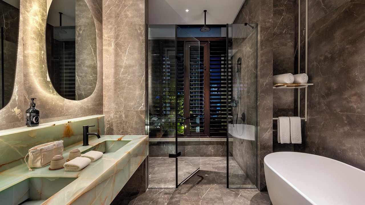 Photo of Bathroom in Chinatown
