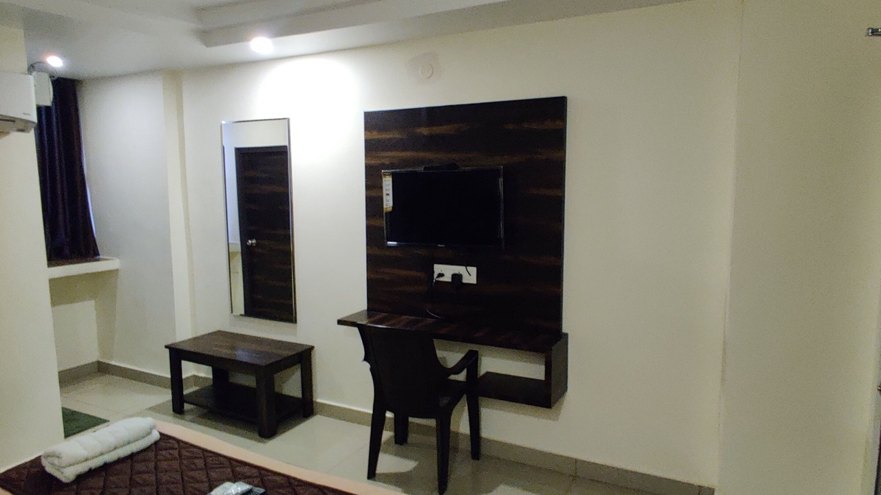 Photo of Bedroom in Warangal