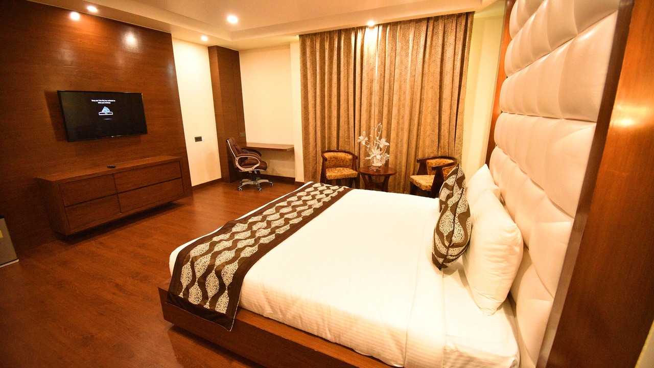 Photo of Bedroom in Tonk Road