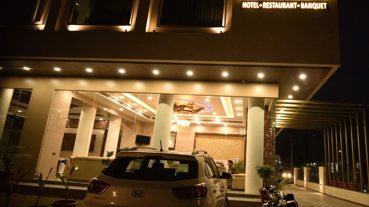 Photo of Outdoor in Tonk Road