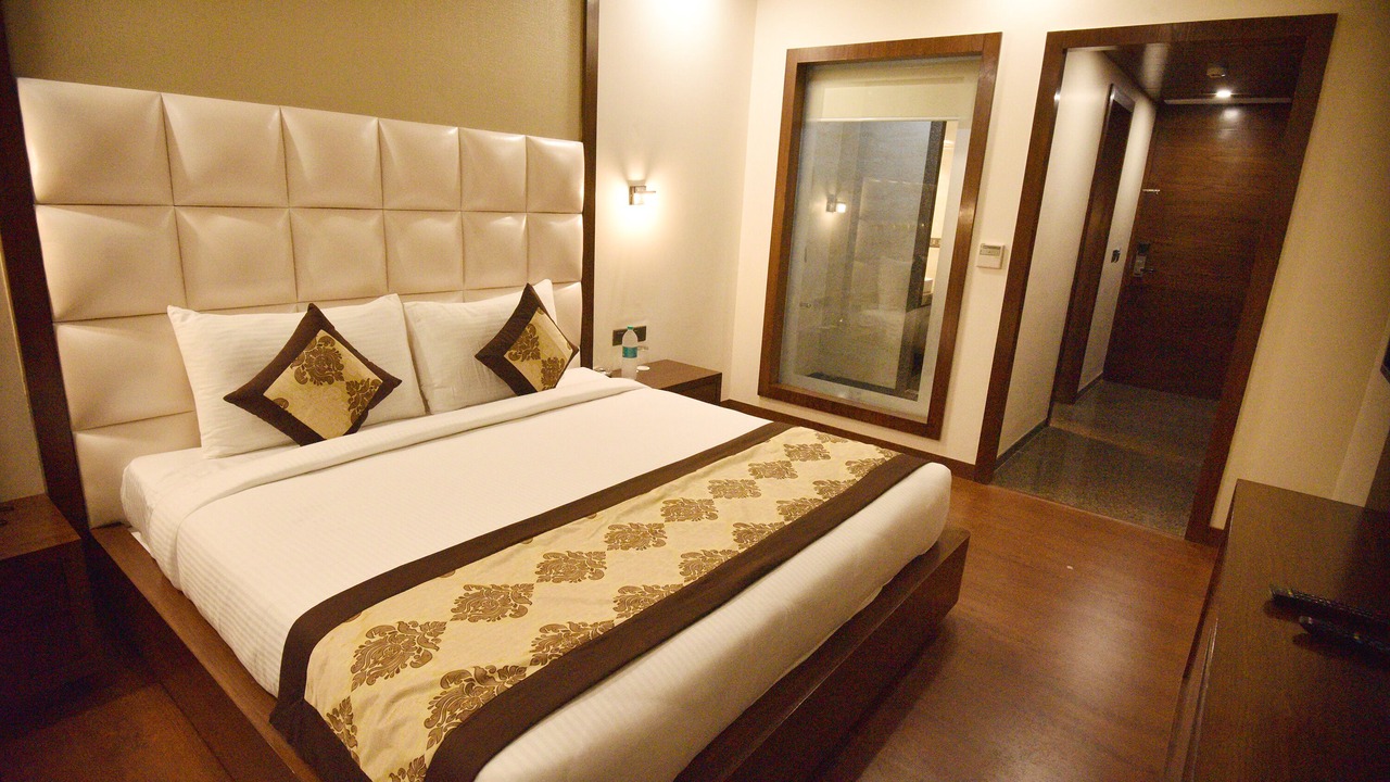 Photo of Bedroom in Tonk Road
