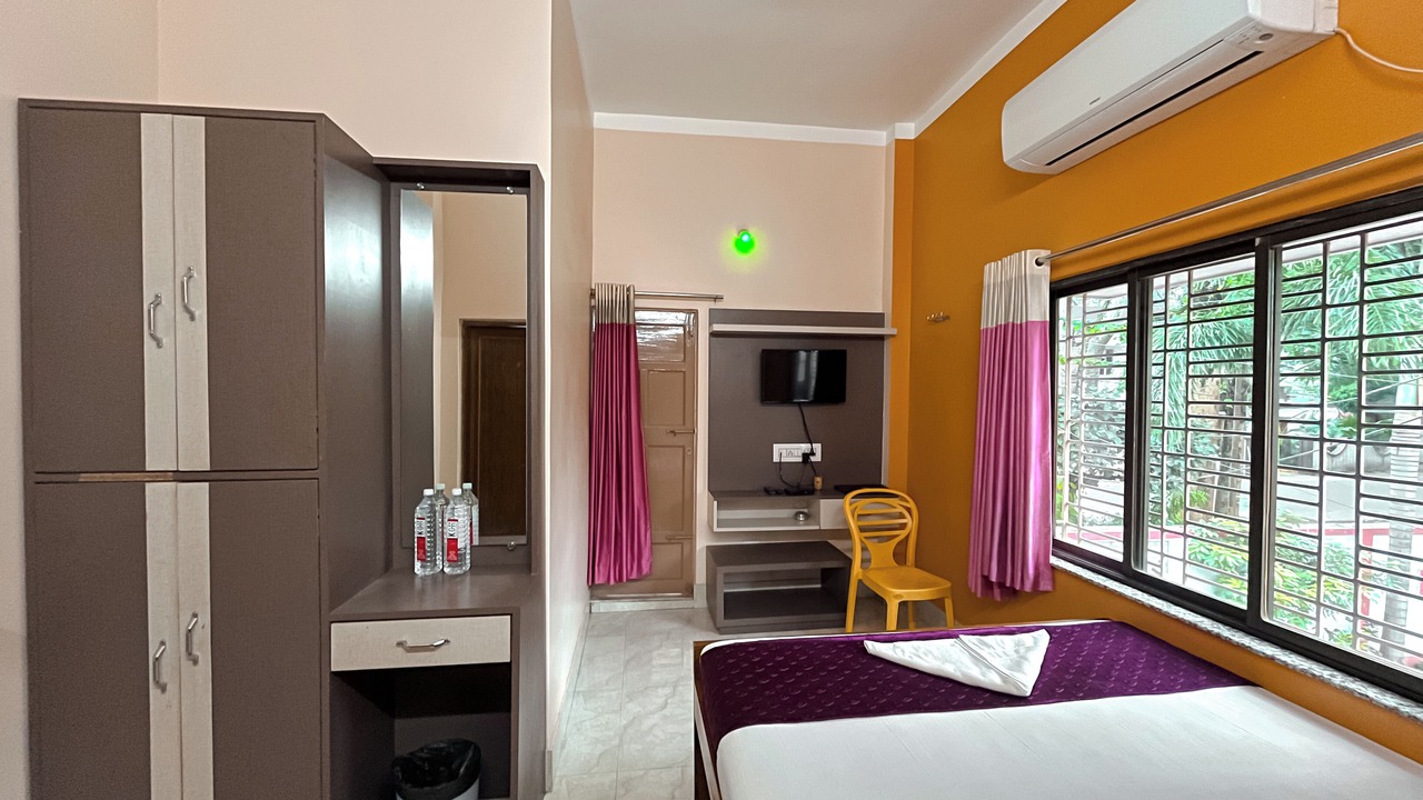 Photo of Bedroom in Santiniketan