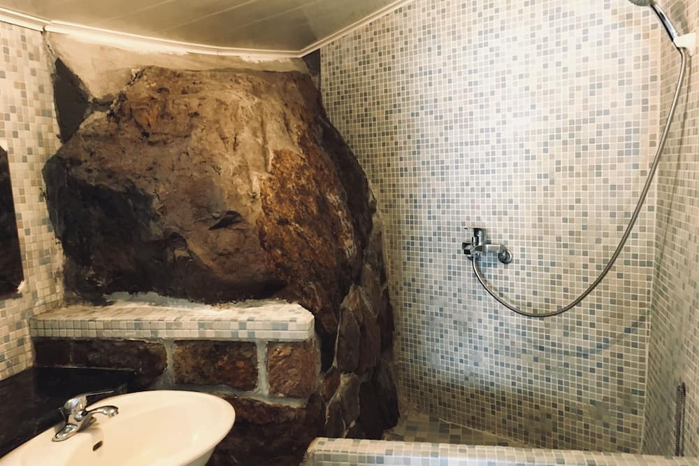 Photo of Bathroom in Ruifang