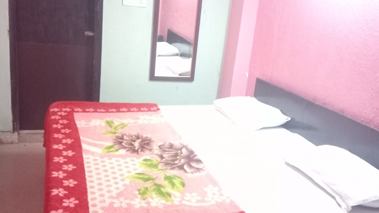 Photo of Bedroom in Nizamuddin East
