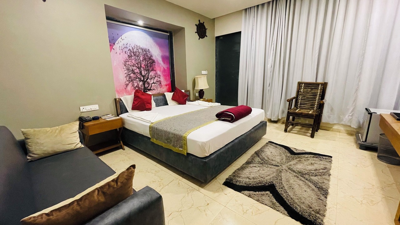 Photo of Bedroom in Vijapur