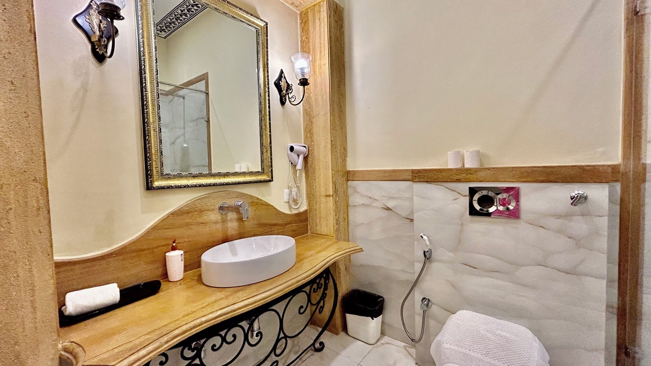 Photo of Bathroom in Bhandarej