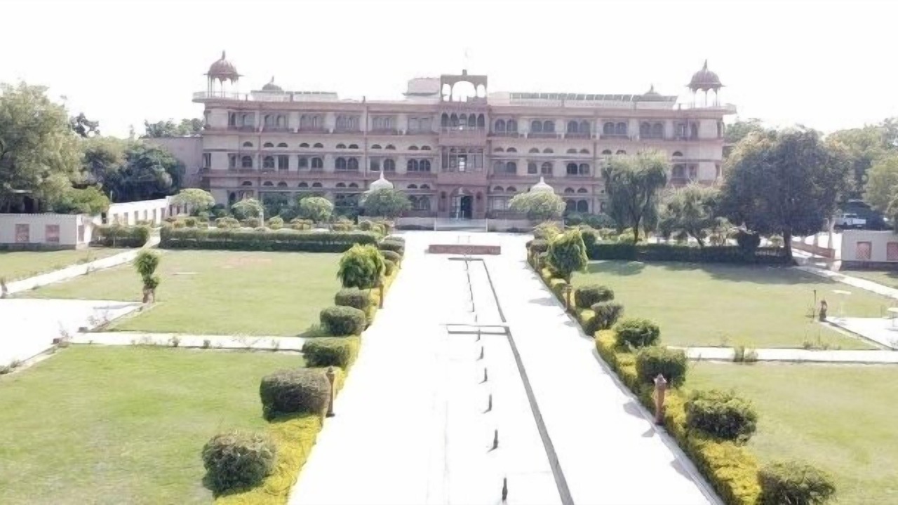 Photo of Outdoor in Bhandarej