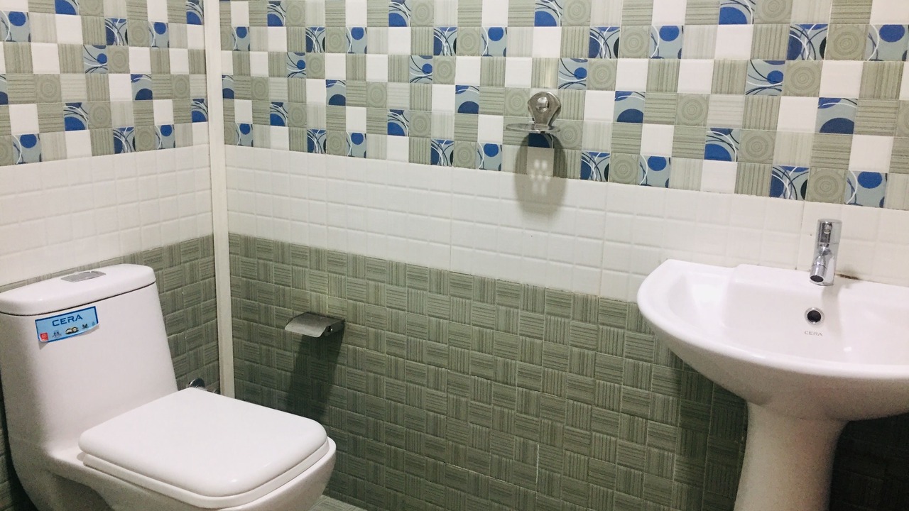 Photo of Bathroom in Onamthuruth