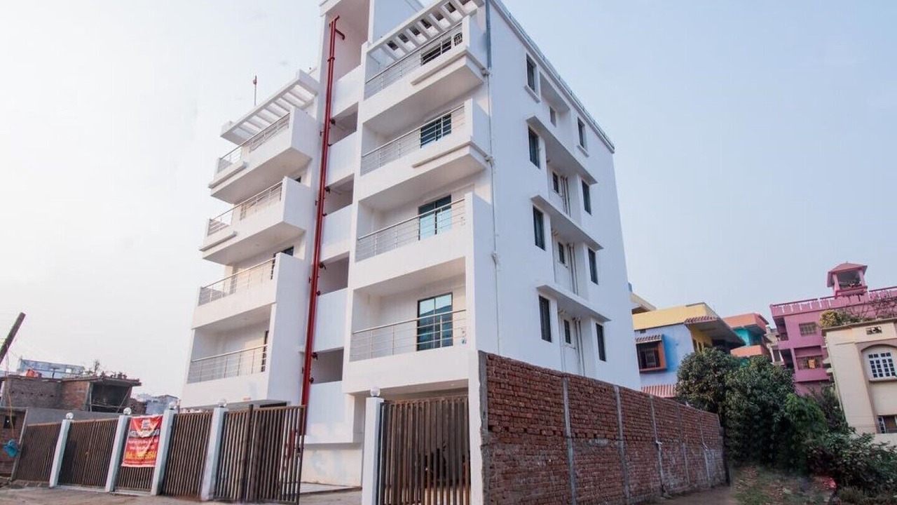 Photo of Buildings in Danapur
