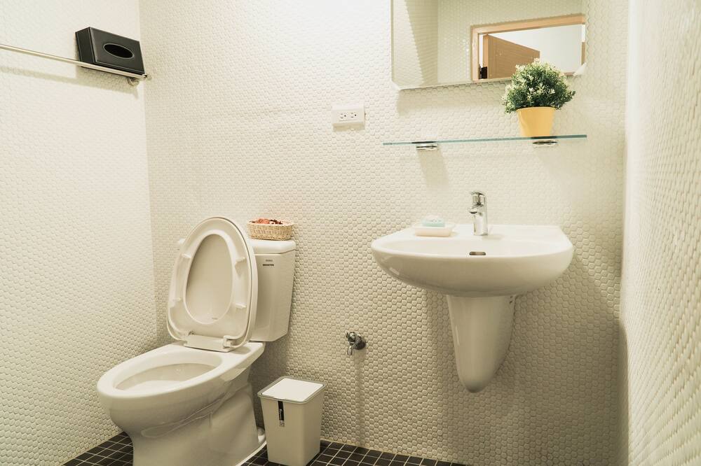 Photo of Bathroom in North District
