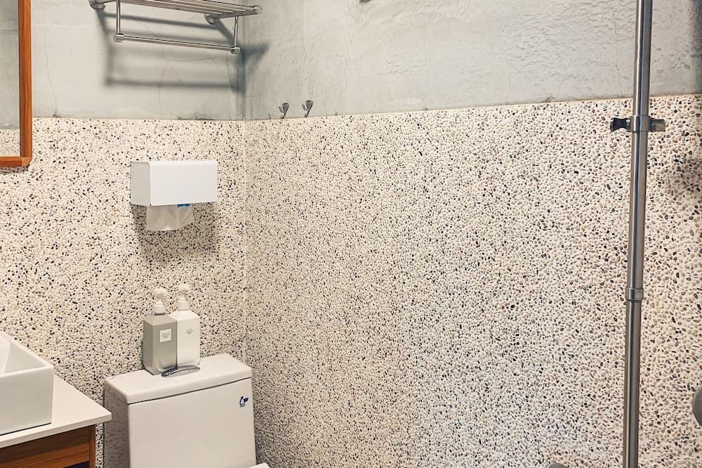 Photo of Bathroom in Fengshan District