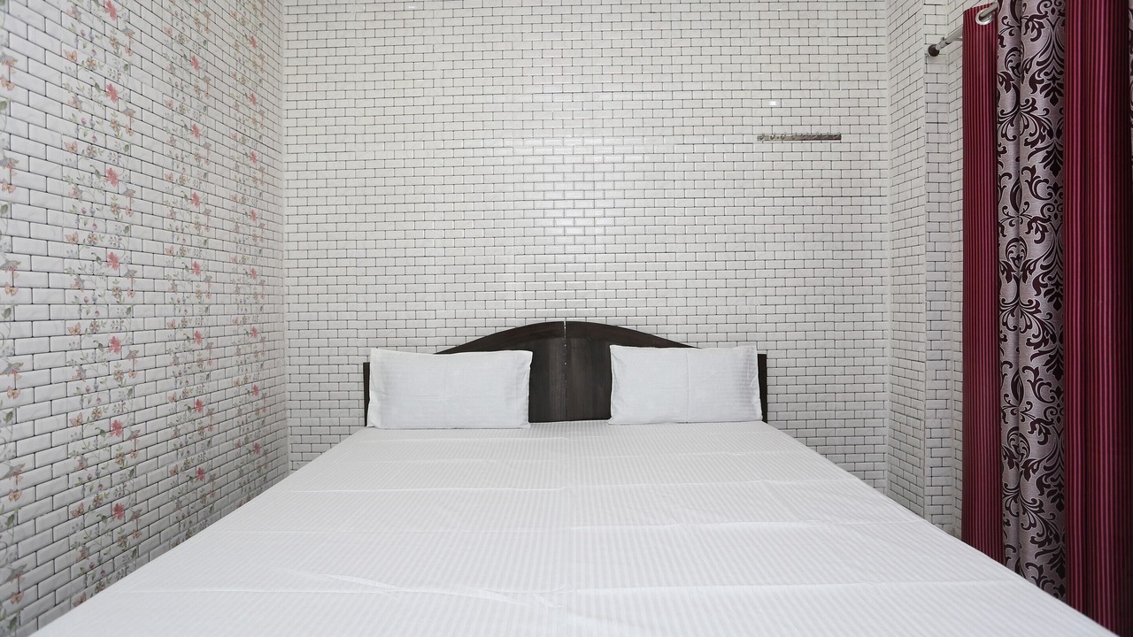 Photo of Bedroom in Roorkee