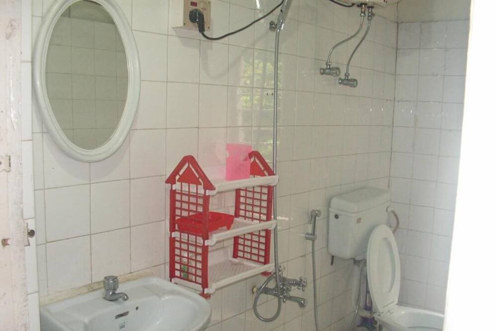 Photo of Bathroom in Laitumkhrah