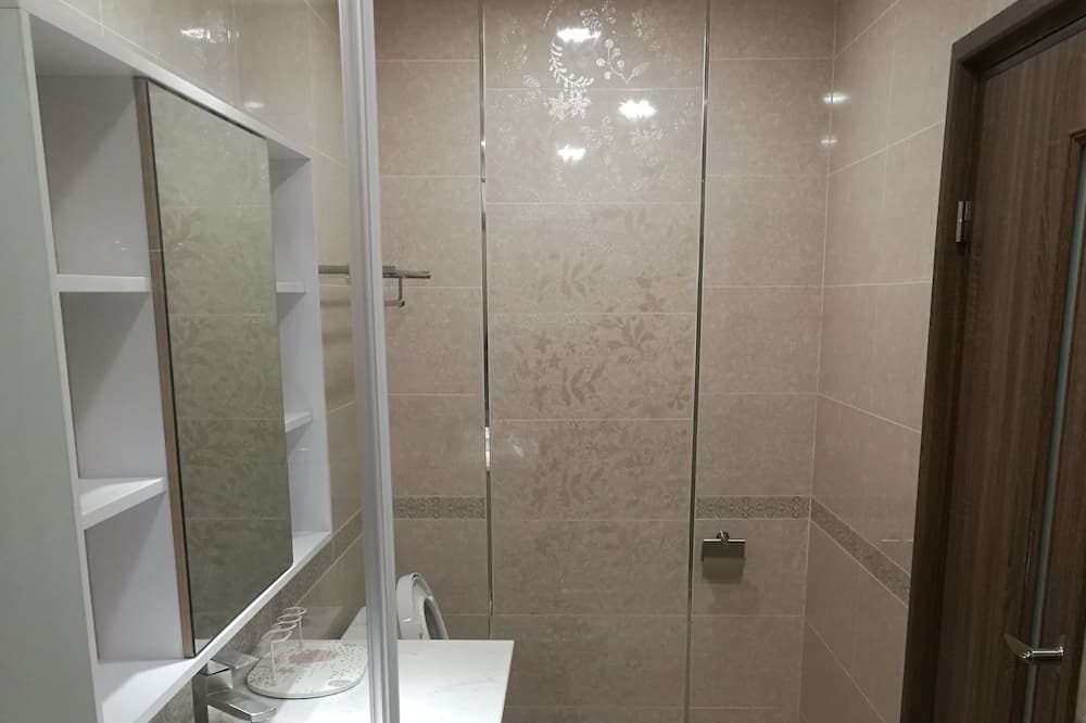 Photo of Bathroom in Lugu