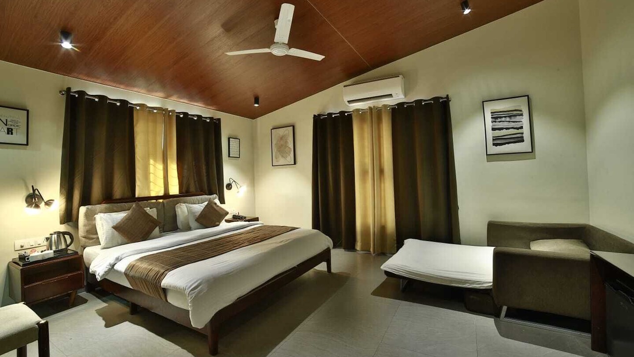 Photo of Bedroom in Mount Abu