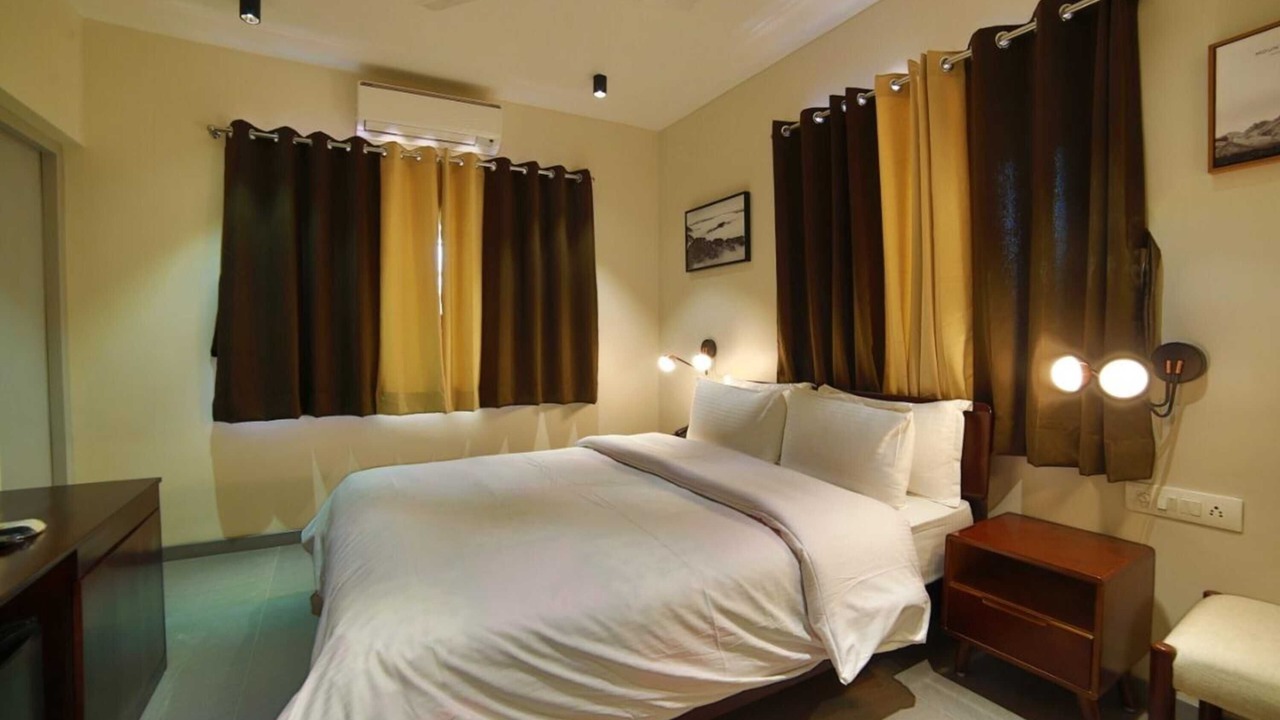 Photo of Bedroom in Mount Abu