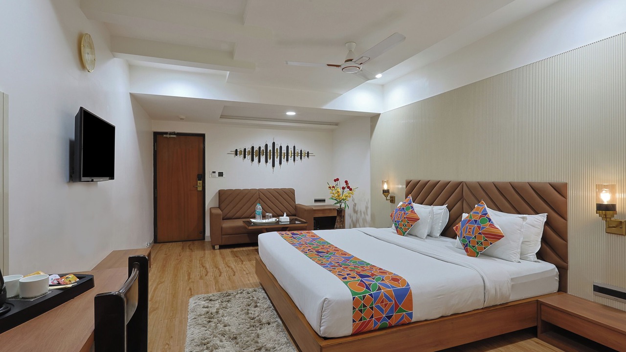 Photo of Bedroom in Sayajiganj