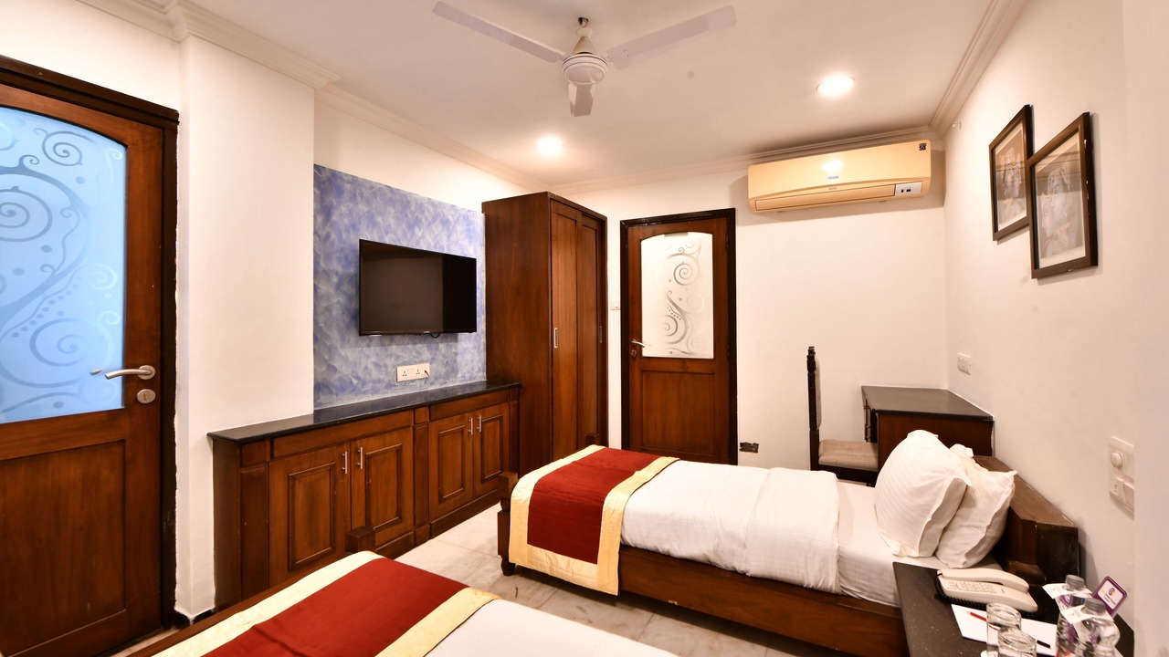 Photo of Bedroom in Vadodara