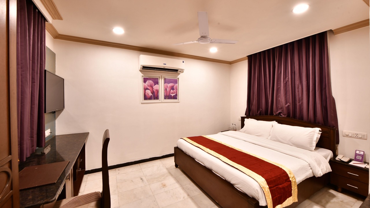 Photo of Bedroom in Vadodara
