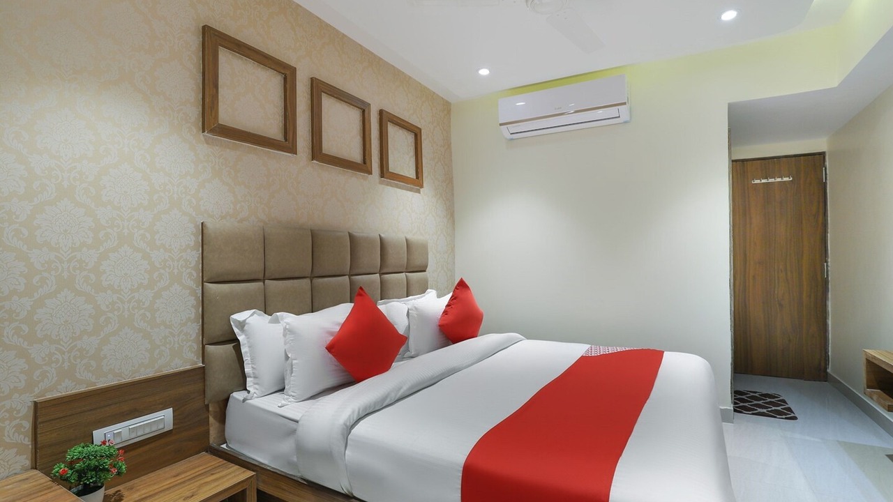 Photo of Bedroom in Vadodara