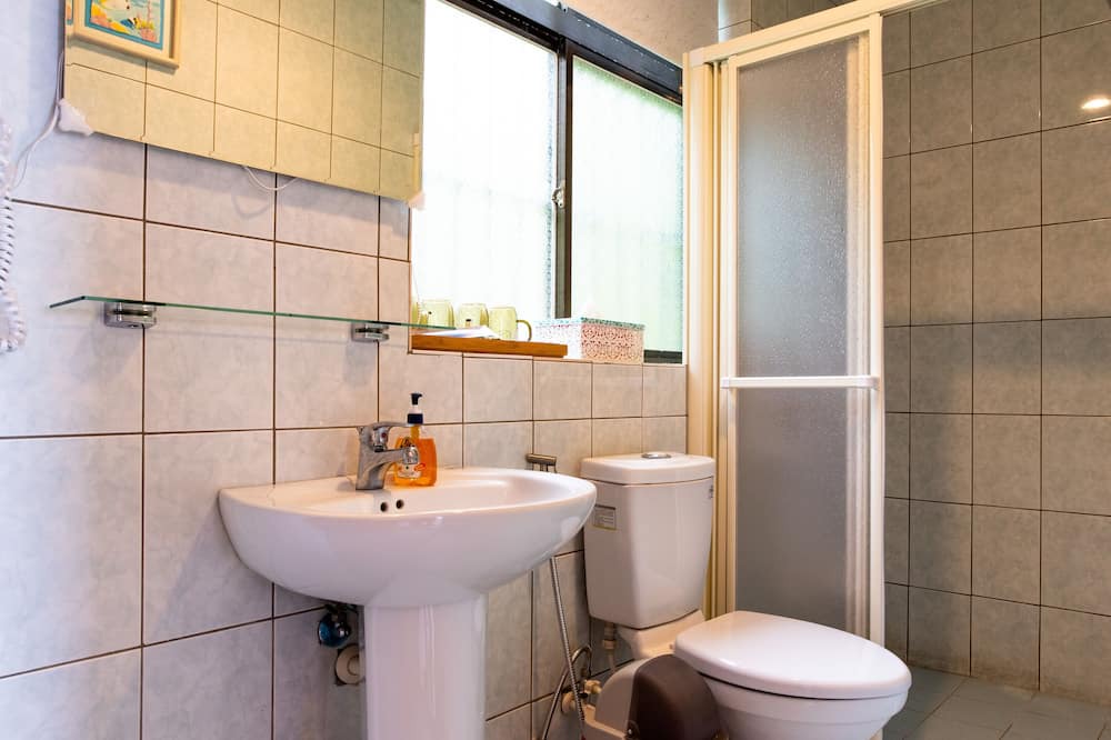 Photo of Bathroom in Ruifang