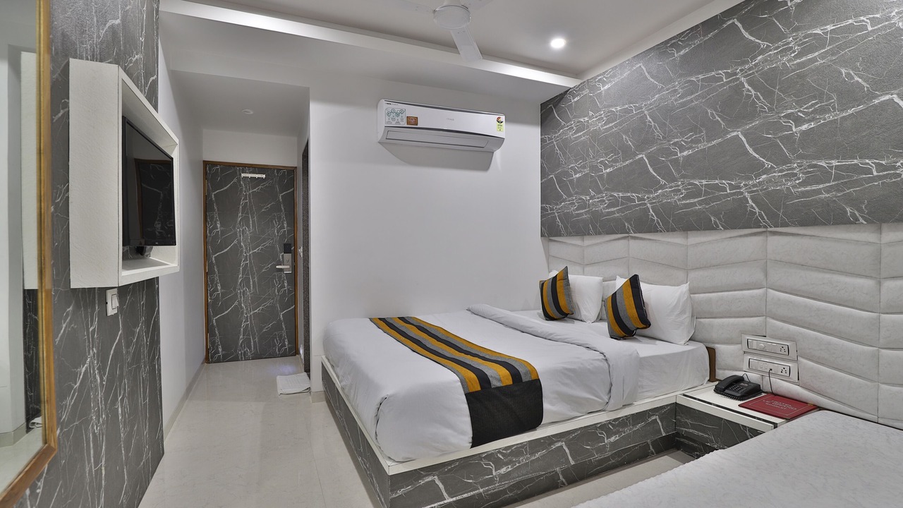 Photo of Bedroom in Surat