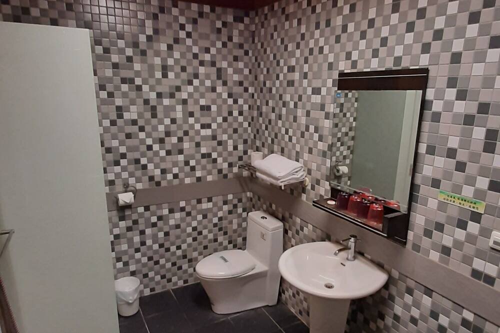 Photo of Bathroom in Guoxing