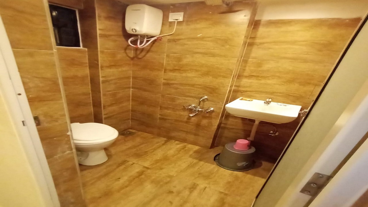 Photo of Bathroom in Vadodara