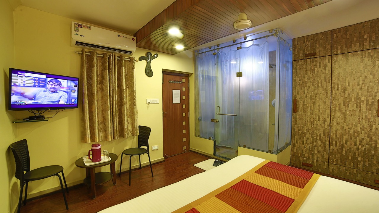 Photo of Bedroom in Mount Abu
