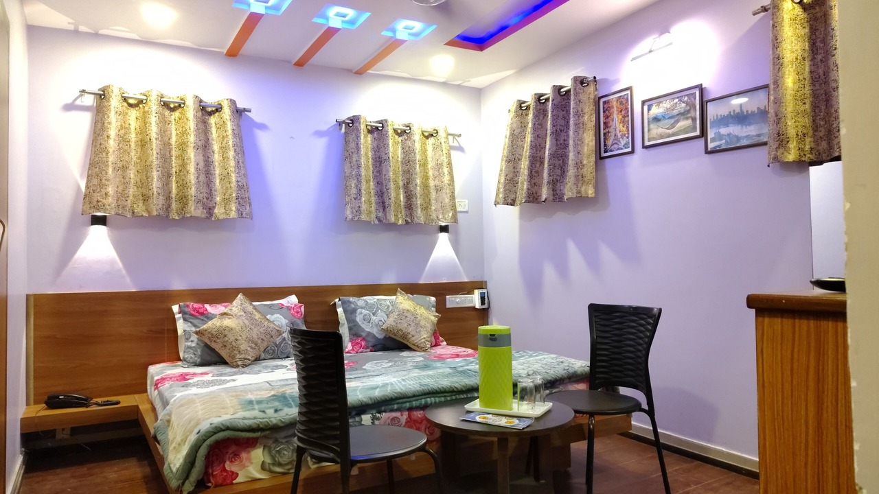 Photo of Bedroom in Mount Abu