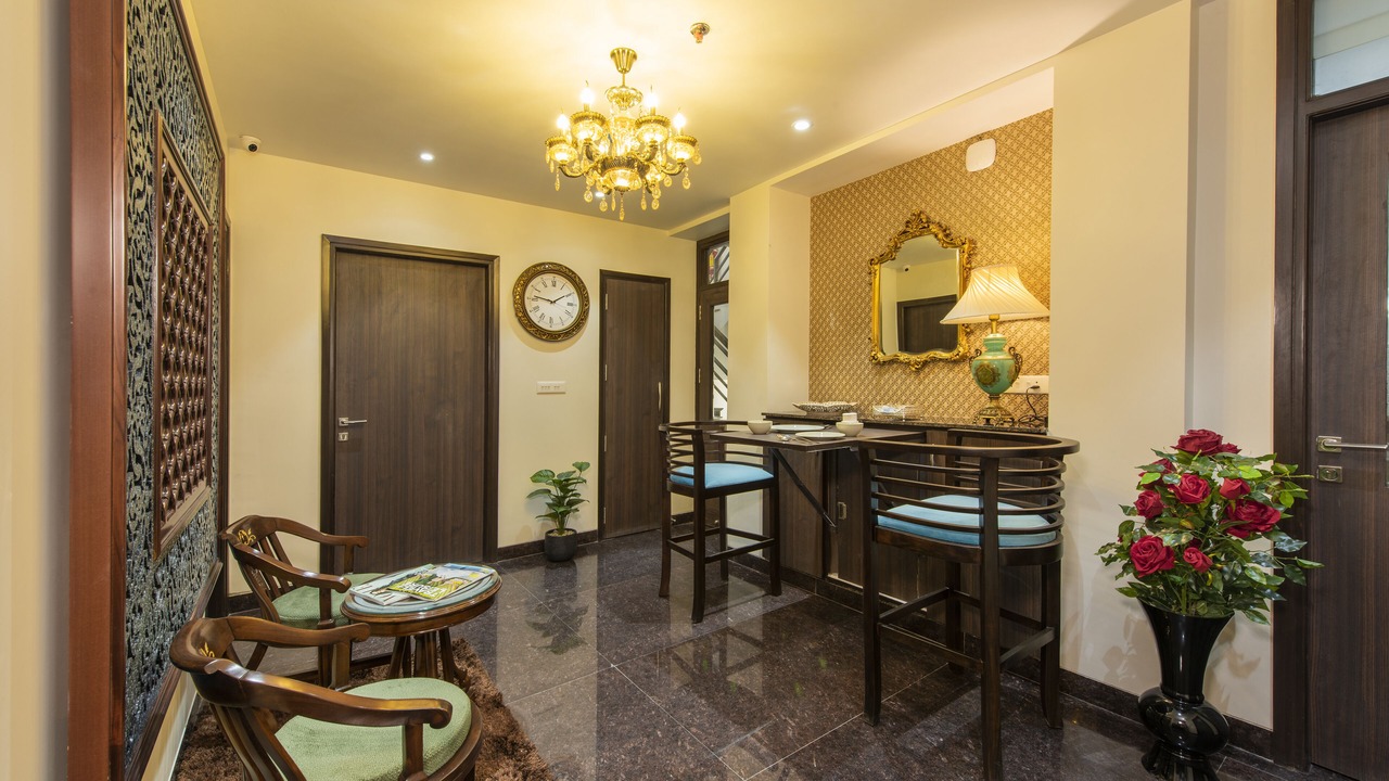 Photo of Livingroom in Pink City