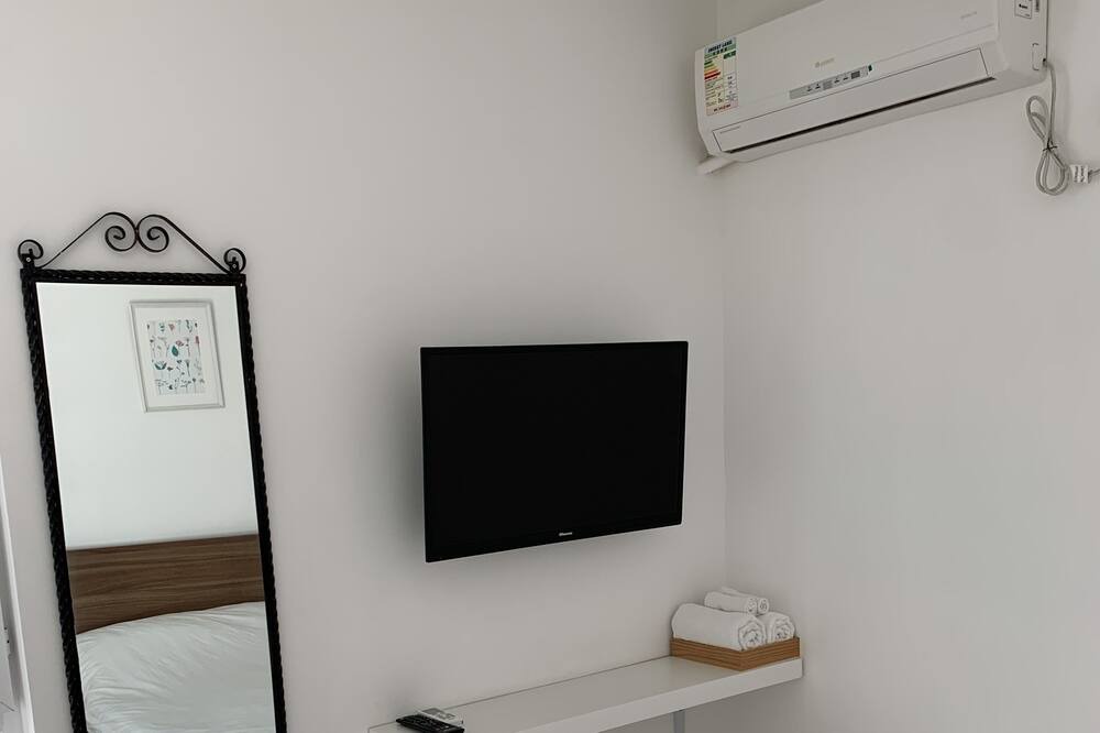 Photo of Bedroom in Islands District